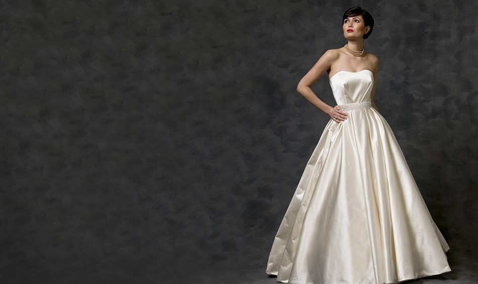 How To Pick Your Wedding Dress Weddingdates Blog Weddingdates