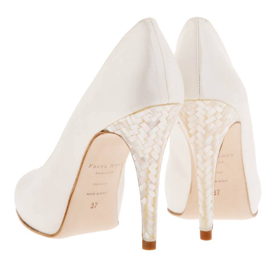 vera wang white wedding shoes