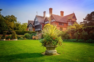 Grim's Dyke Hotel