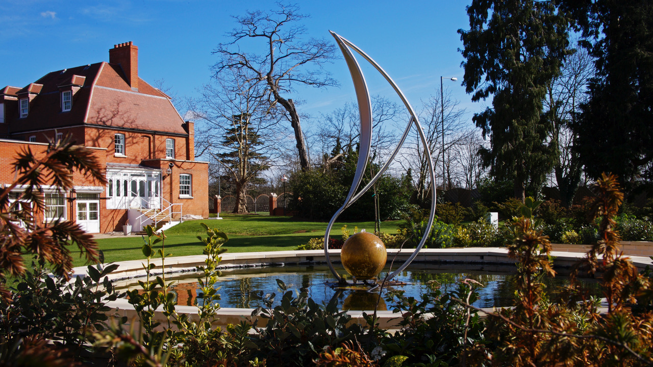 Pinewood Hotel