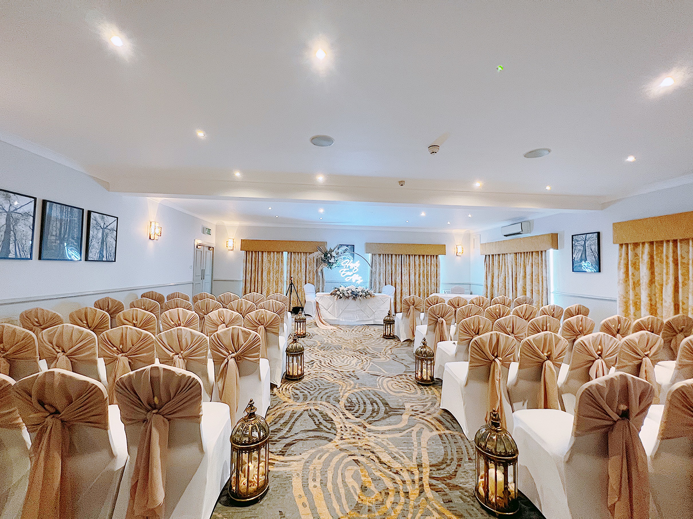 Yew Lodge Hotel